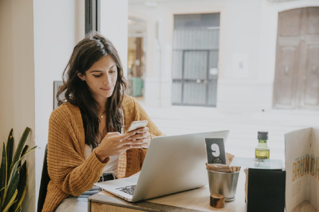Cum se incarca corect telefonul?