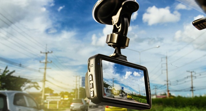 2 motive importante pentru care sa iti cumperi o camera auto